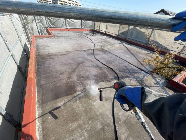 屋上防水工事　高圧洗浄