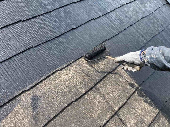 屋根塗装　中塗り　状況