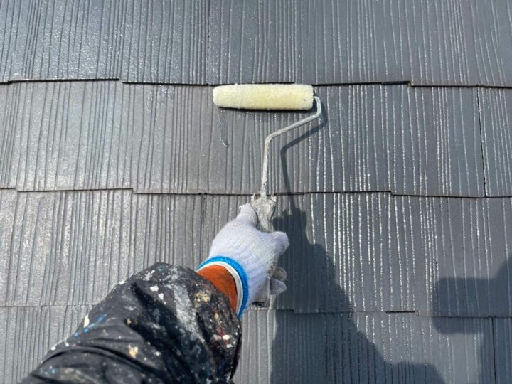 屋根塗装　下塗り